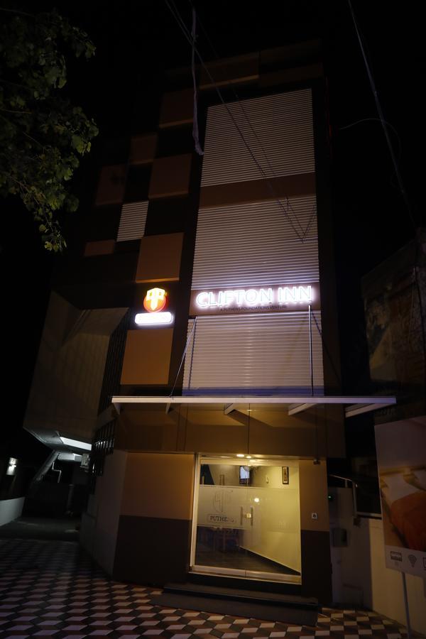 Puthens Clifton Inn Kottayam Buitenkant foto